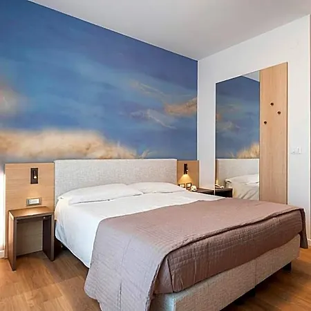 Hotel Caracas 3*
