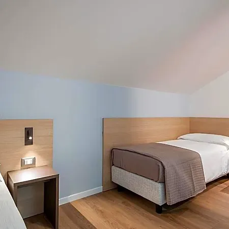 Caracas Hotel 3*