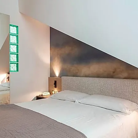 Caracas Hotel 3*