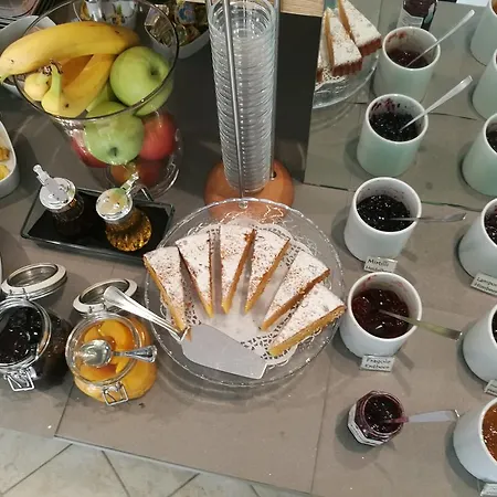 加拉加斯酒店 酒店